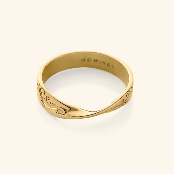 Maris Engraved Wave Ring